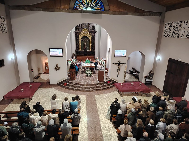 Cambio de párroco en la parroquia de San Martín de Loinaz