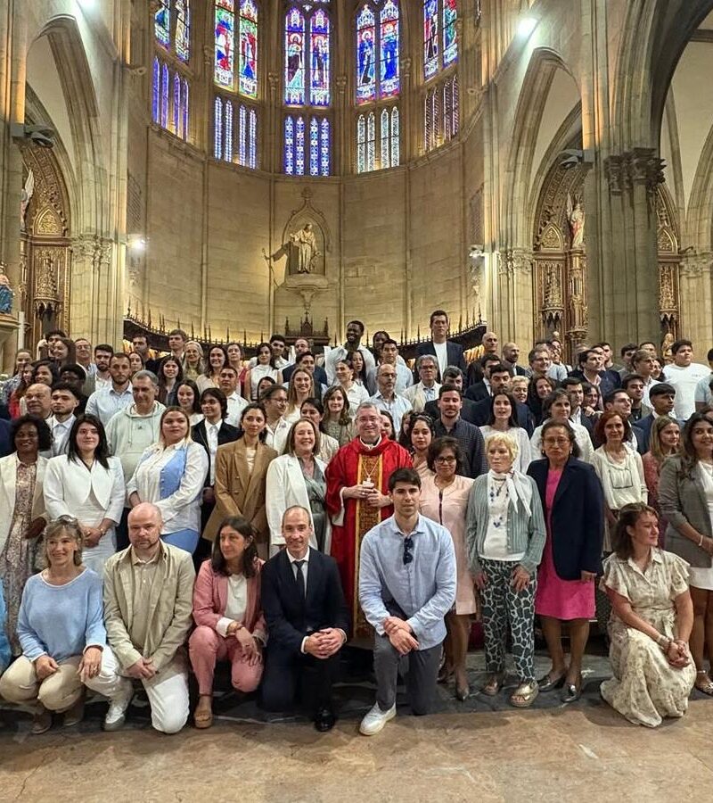 Confirmación de 112 personas adultas