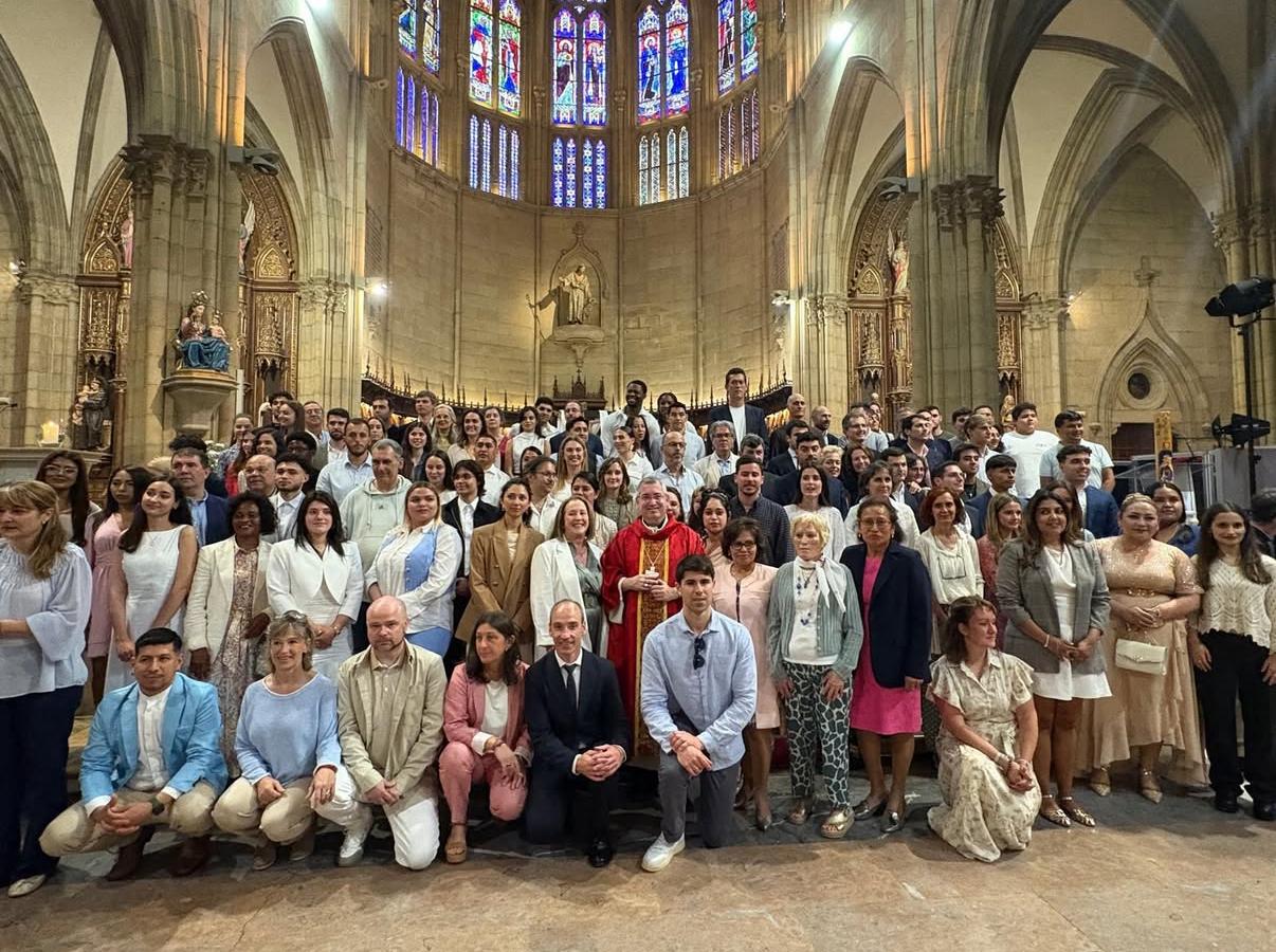 Confirmación de 112 personas adultas