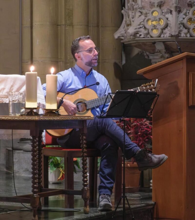 Cristóbal Fones, SJ: Un canto al amor y la fe en San Sebastián