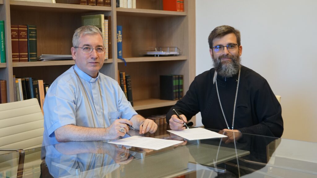 Renovado el acuerdo ecuménico con la Iglesia ortodoxa rumana para el uso del templo de Uba