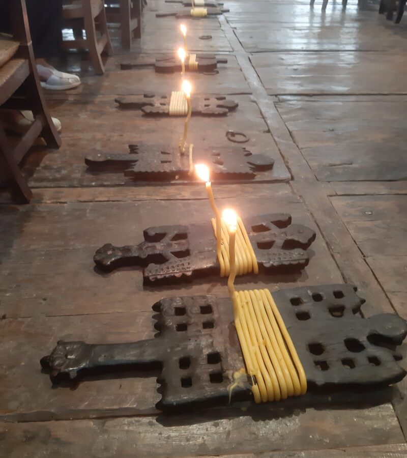 Zendutako gure ahaideak gogoan