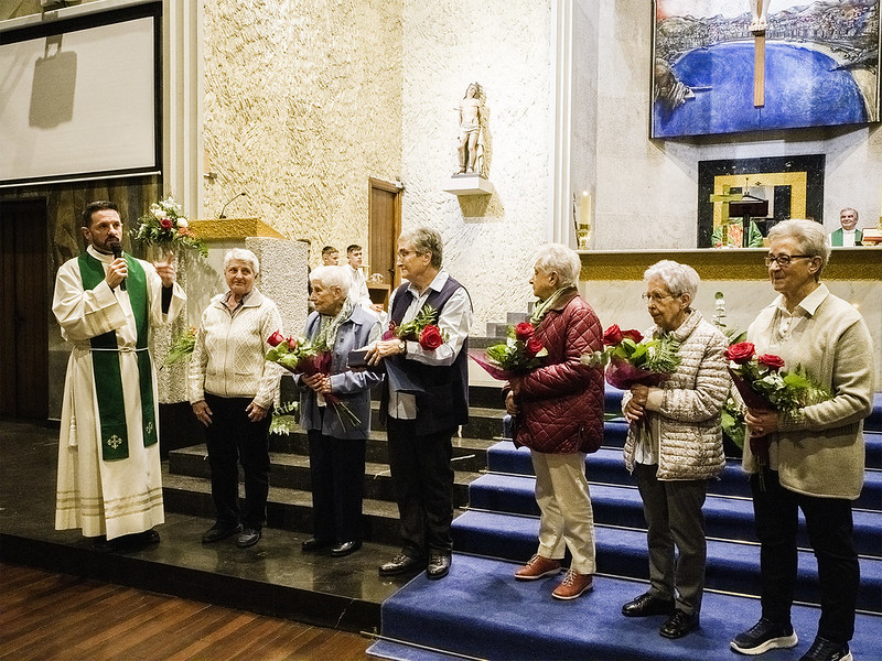 Despedida de las Franciscanas del Espíritu Santo en la parroquia del Antiguo