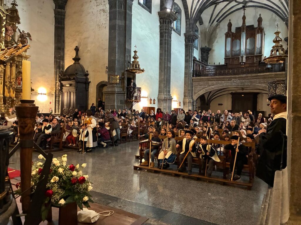 Los pueblos de Gipuzkoa viven con fe las celebraciones de invierno