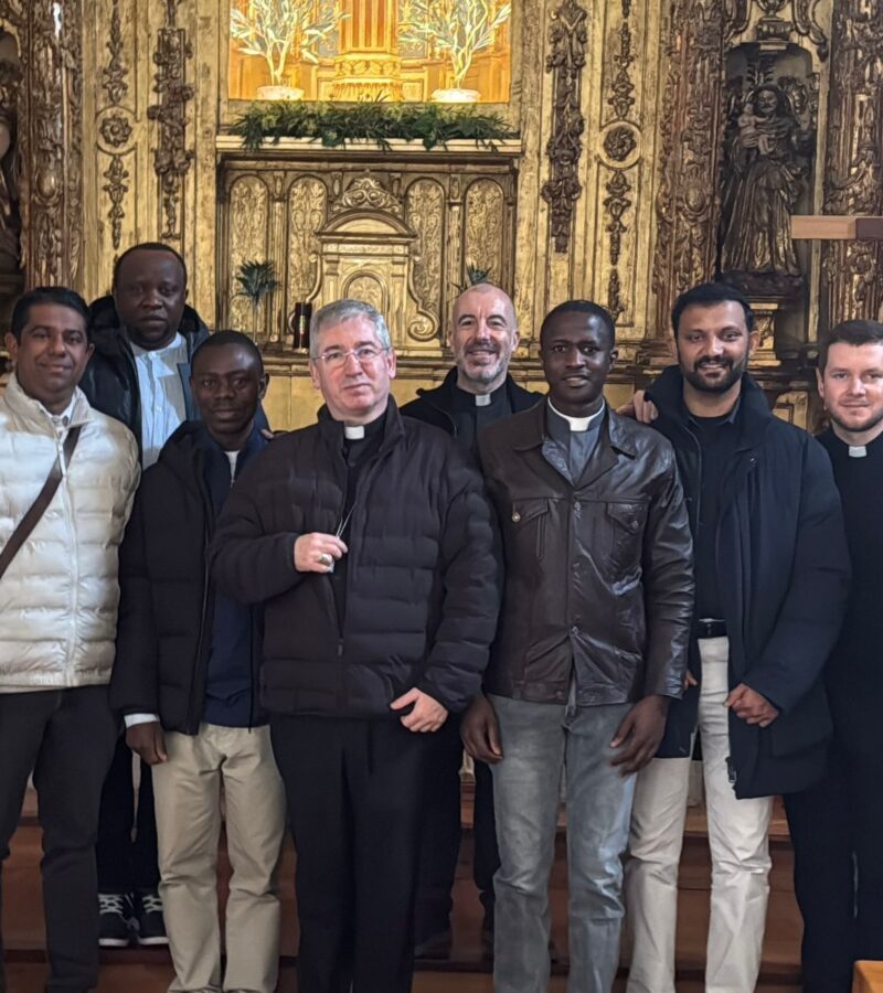 Encuentro diocesano del clero extranjero en el Santuario de Guadalupe (Hondarribia)