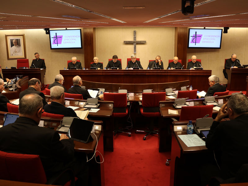 Mons. Fernando Prado participa en la 129ª Asamblea Plenaria de la CEE