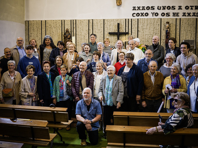 La parroquia de Santiago Apóstol (Amara) celebra 65 años de vida parroquial con una eucaristía muy especial