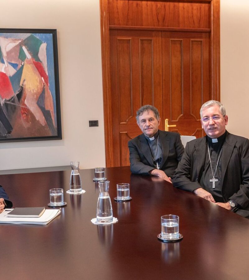 Reunión de los obispos de las tres diócesis vascas con el lehendakari