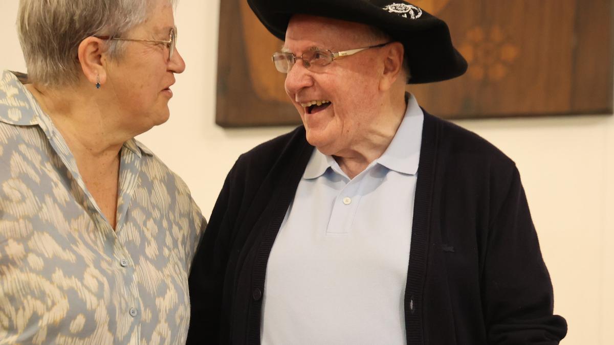 Añorga homenajea al sacerdote José Antonio Pagola