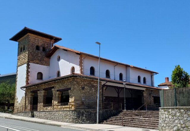 Santo Cristo Gurutzeaga celebra el centenario de su templo