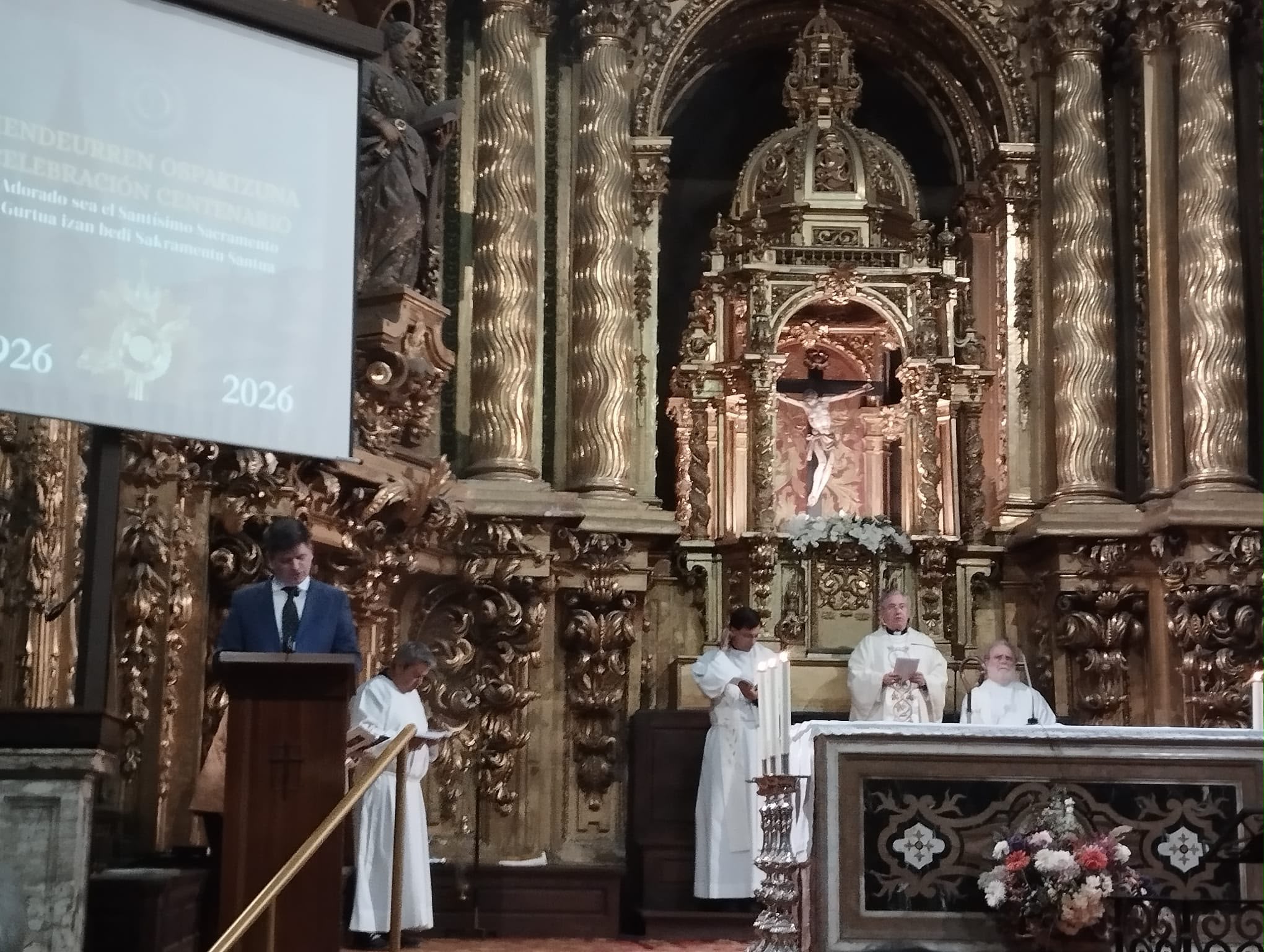 Azpeitia celebra el centenario de su sección de Adoración Nocturna